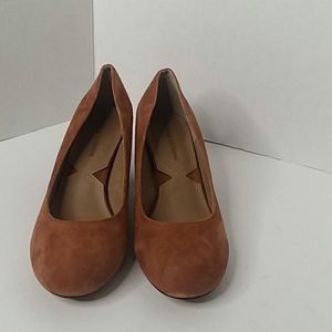 Adrienne Vittadini Cognac Suede Stacked He…